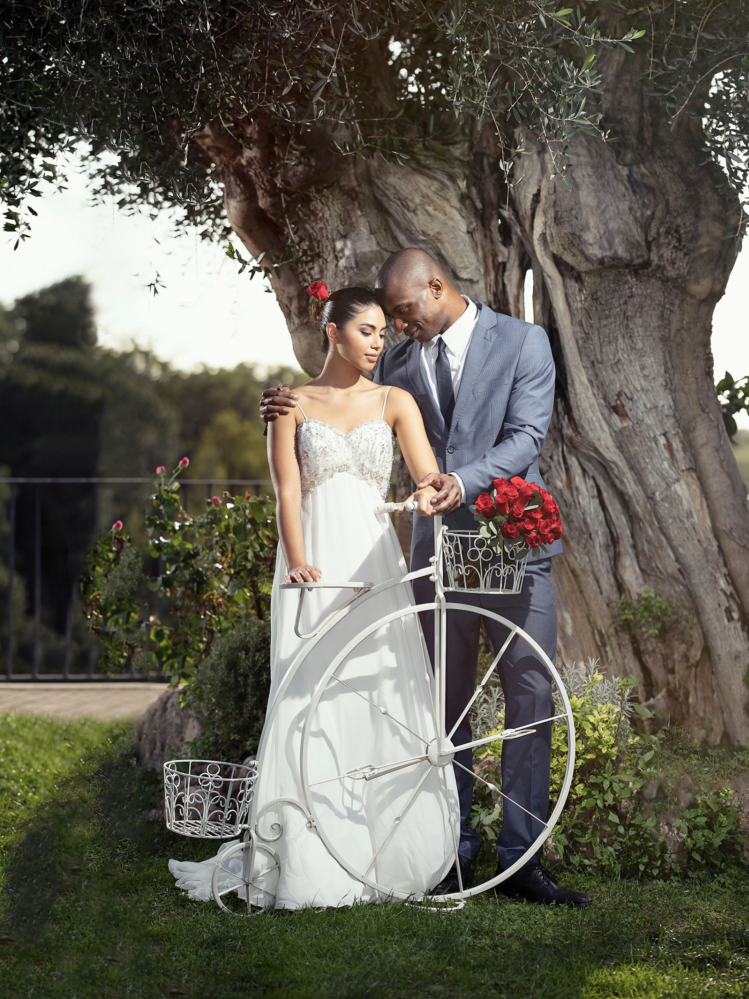 Abbraccio degli sposi